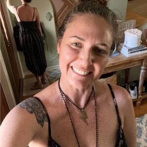 Jumper black and white